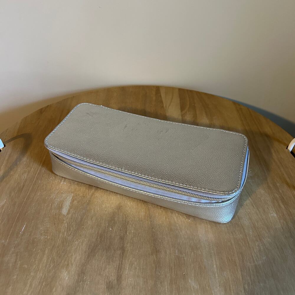 PB Teen Silver Faux Leather Zipper Top Rectangular Mid Size Pencil Makeup Case